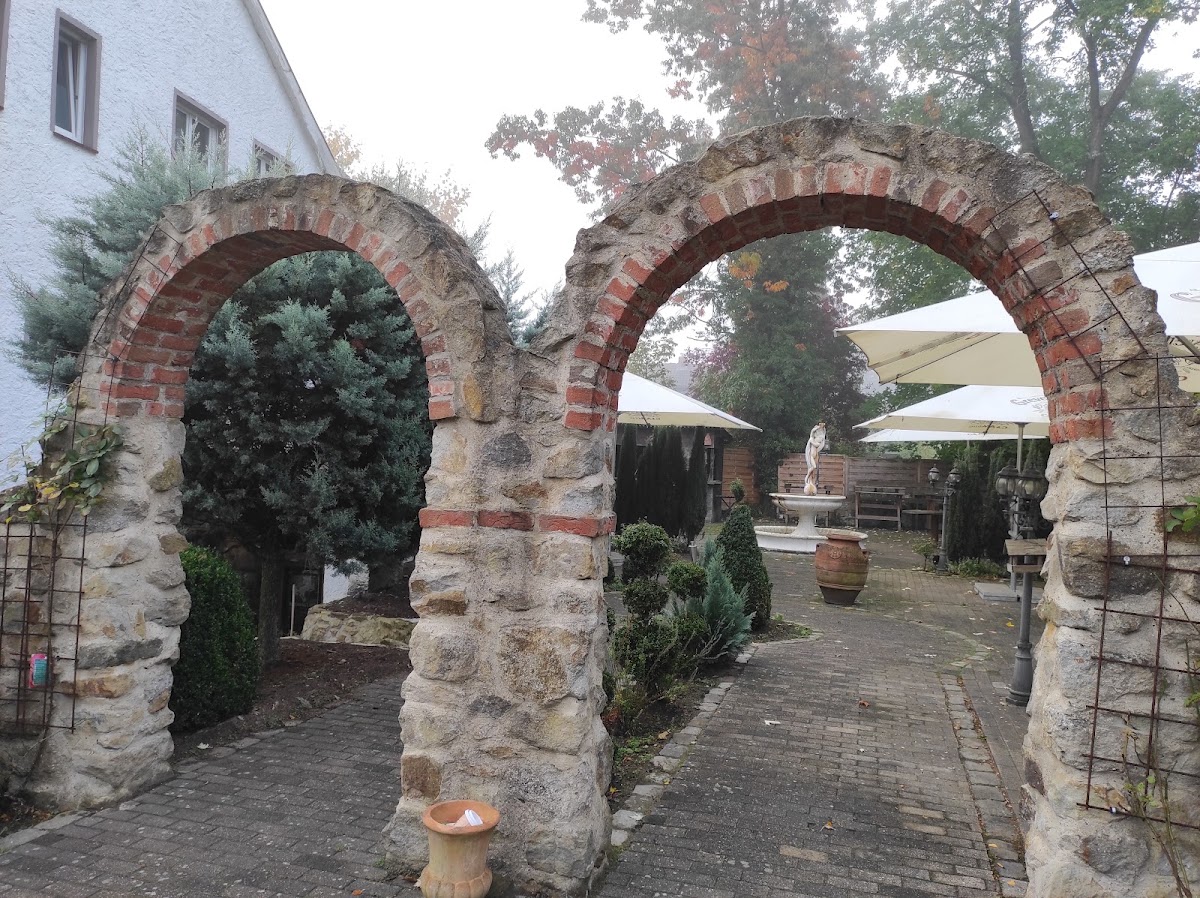 Hotel-il-Cavallino - Toni Pisanelli