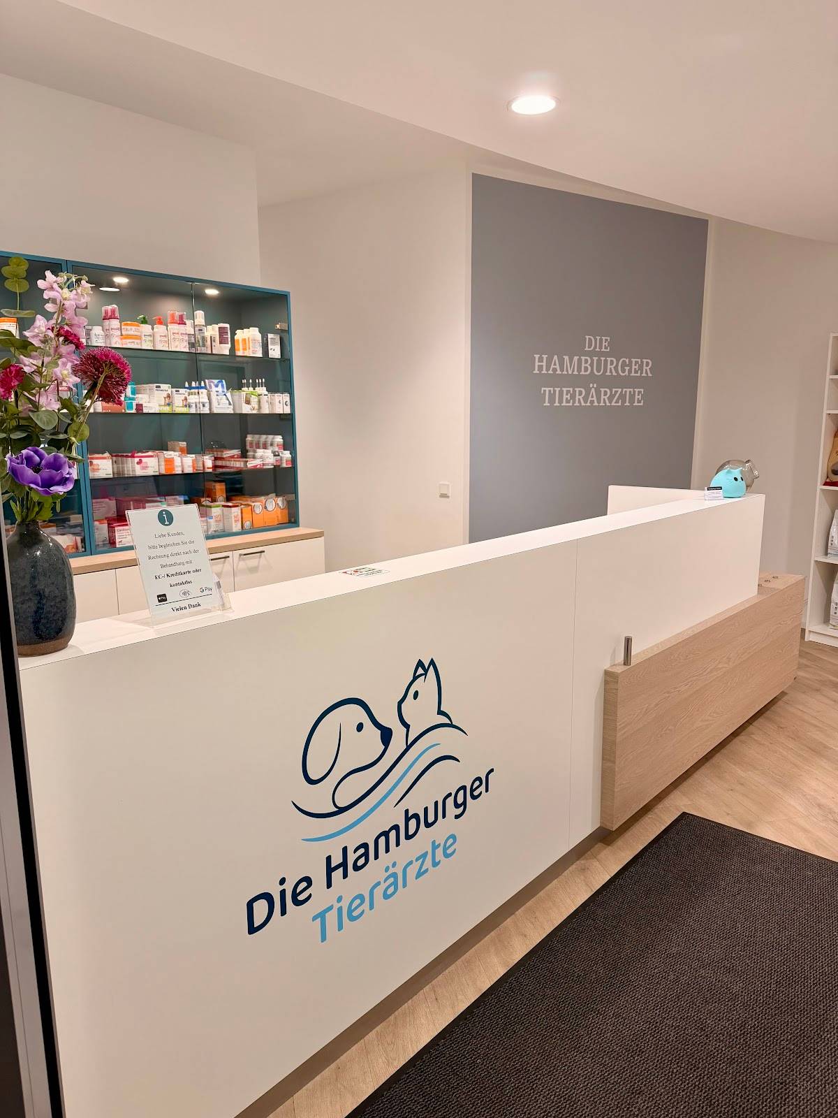 Die Hamburger Tierärzte - Florian Grosser und Dr. med. vet. Ulf Krohn