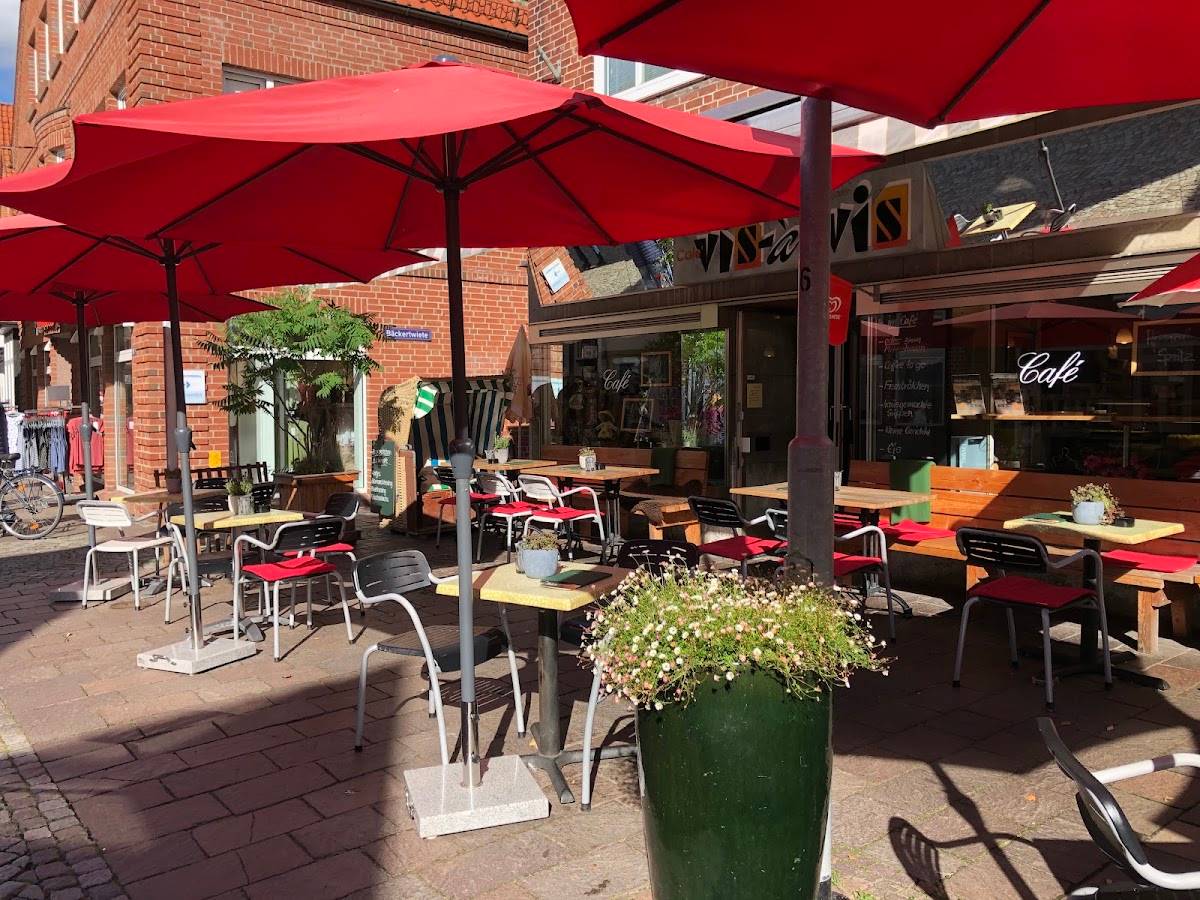 VIS-À-VIS - Café Plön
