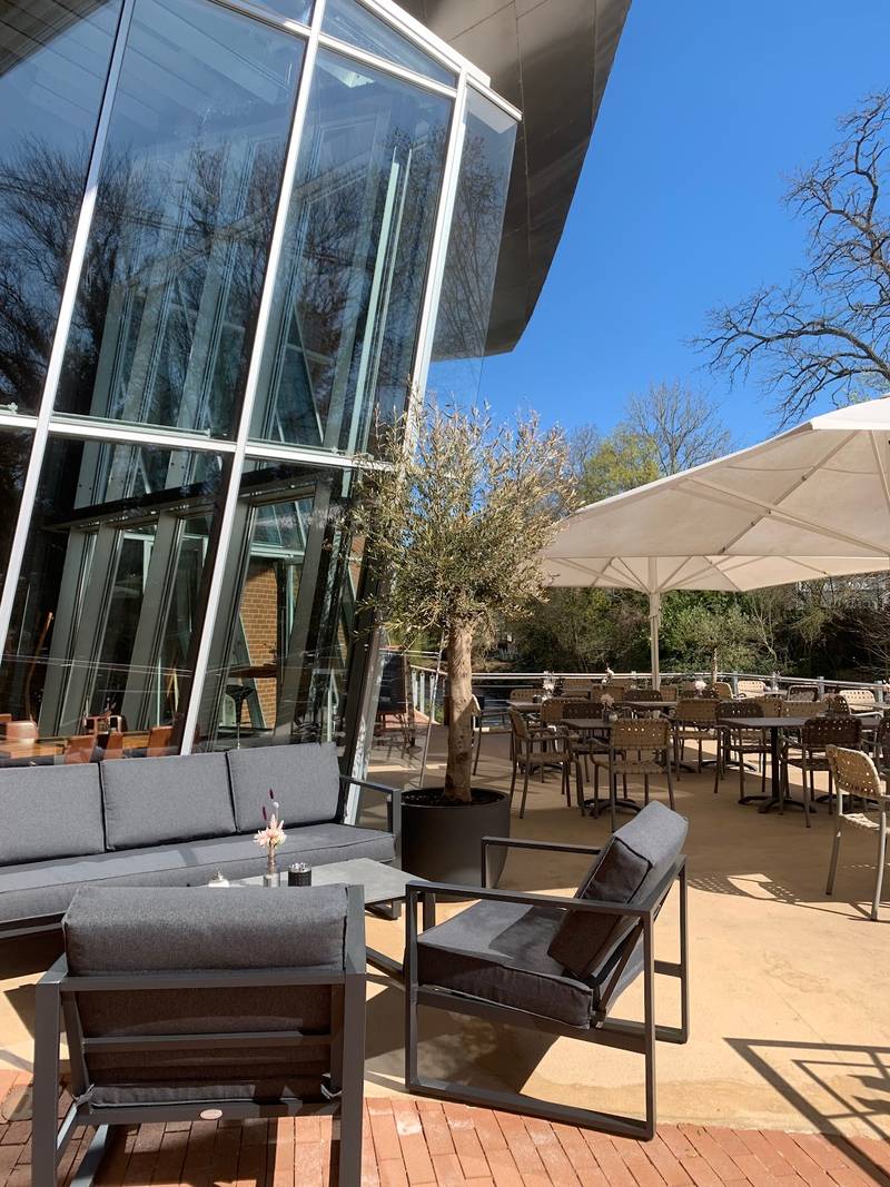 Marta Café & Restaurant